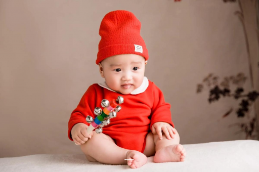 武夷山六个月宝宝总是摇头